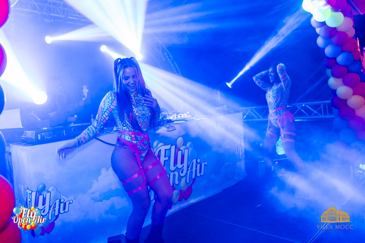260530_fly-55.png